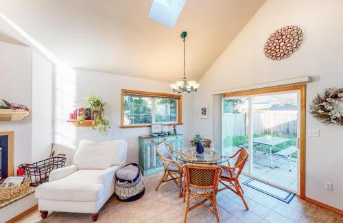 Nehalem House | Peaceful Bayside Sanctuary