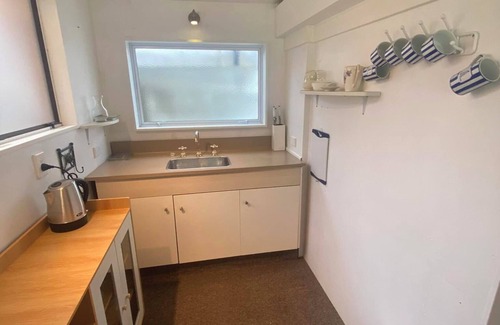 Omaui Apartment | Peaceful beachside studio. Pet friendly