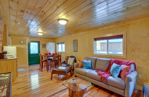 Beattyville Cabin | Peaceful Beattyville Cabin Near Red River Gorge!