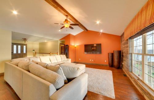 Big Sandy House | Peaceful Big Sandy Home with Deck on Kentucky Lake!