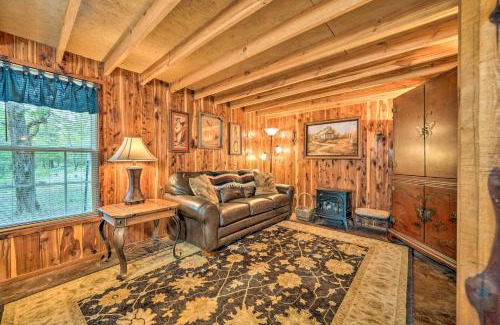 Nashoba House | Peaceful Black Fork Cabin 1 - Fish On-Site!
