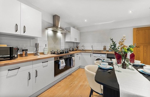 Hanham House | Peaceful Boutique House - Garden