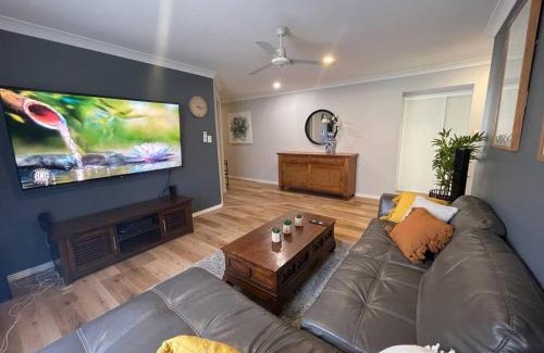 North Lakes House | Peaceful Brand New Holiday house in North Lakes