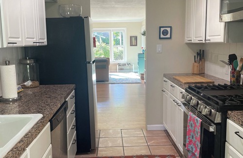 Fairfax House | Peaceful, Bright & Perfectly Located in the Heart of Fairfax