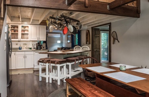 Pocono Lake House | Peaceful Cabin for Large Family Lake and Mountain Getaways!