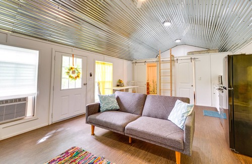 Gordonville Cabin | Peaceful Cabin Near Lake Texoma w/Fire Pit!