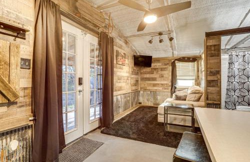 Mayetta Apartment | Peaceful Cabin Retreat Near Prairie Band Casino