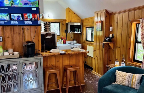 Idyllwild Cabin | Peaceful Cabin: Vintage Stove, Hot Tub, Walk To Town!