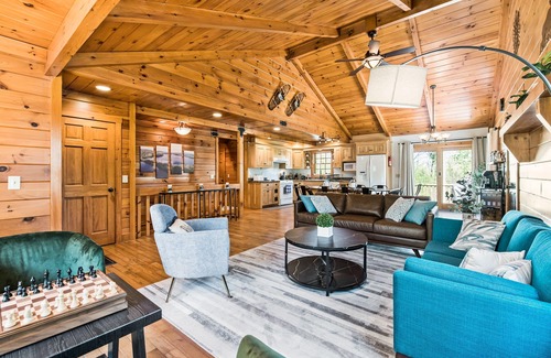 Guild Cabin | Peaceful cabin w/patio-firepit near lake Sunapee