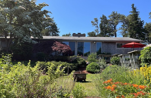 Orleans House | Peaceful Cape Cod retreat, 1.5mi to National Seashore
