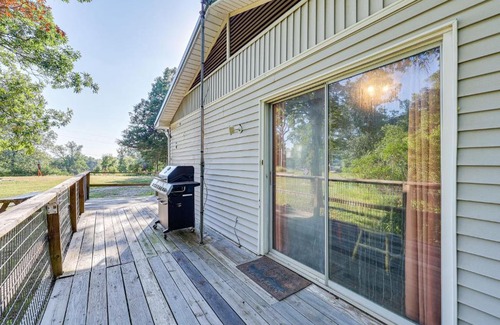 Cassville House | Peaceful Cassville Vacation Rental - Hike and Fish!
