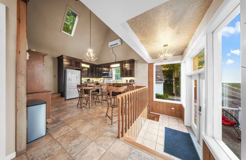 Lotbiniere Regional County Municipality Ski Chalet | Peaceful Chalet on the St. Lawrence – Spa, Views & Serenity