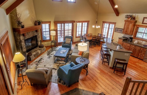 Tamarack Ski Chalet | Peaceful Chalet |Private Hot Tub, Wood Fireplace