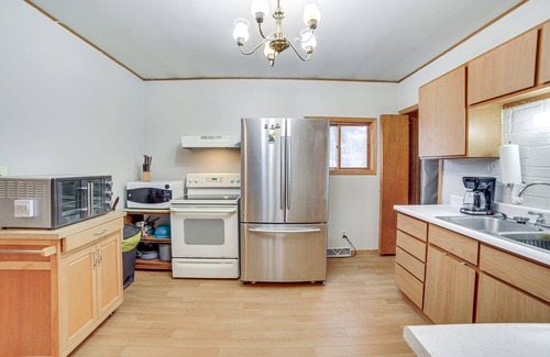 Channing House | Peaceful Channing Retreat: 3 Mi to Lake Access!