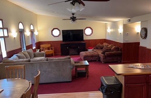 Rapid City House | Peaceful Chapel Home