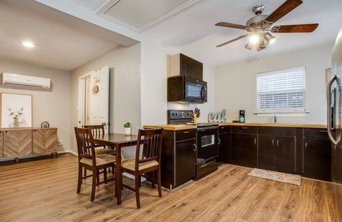 Kessler House | Peaceful & close to downtown. Professionally cleaned!