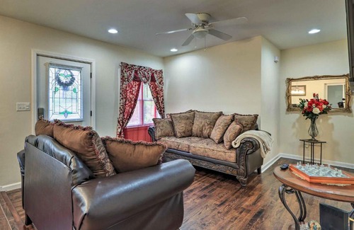 Columbus House | Peaceful Columbus Retreat with Deck and Yard!