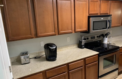 Tuscaloosa Condo | Peaceful Condo in Tuscaloosa