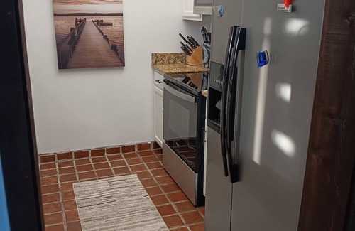 Grenelefe Condo | Peaceful contemporary condo near Disney, pet friendly.