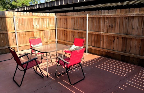 Mandeville Condo | Peaceful, Convenient Northshore Condo: Mandeville near Madisonville, Covington