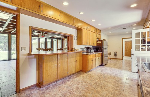 Coshocton Cottage | Peaceful Coshocton Home w/Grills & Spacious Yard