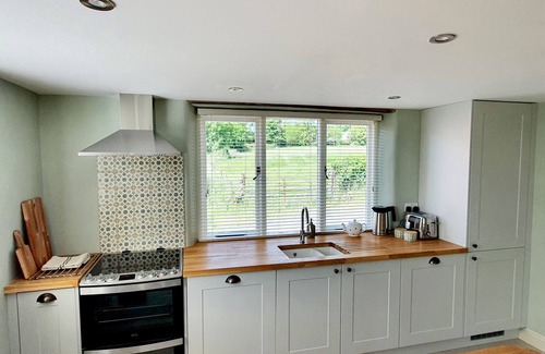 Leominster Cottage | Peaceful cottage nr Ludlow & Leominster, newly renovated, large garden & orchard