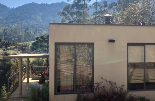 Goncalves House | Peaceful cottage with WiFi in charming Gonçalves