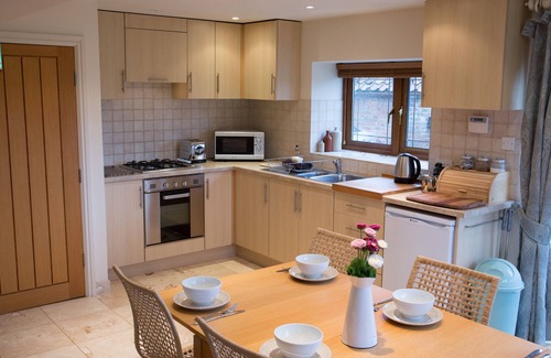 Stittenham Apartment | Peaceful country getaway near York & Castle Howard, Pet Friendly, Free Wifi