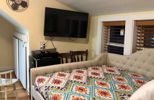 River Grove House | Peaceful Country Home near O’hare airport