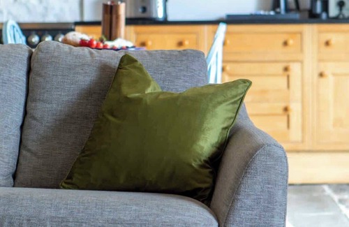 Wick Apartment | Peaceful Country Idyll