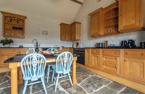 Wick Apartment | Peaceful Country Idyll