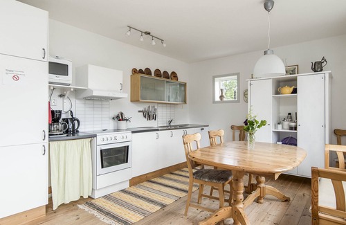 Valdemarsvik House | Peaceful country living with wifi and boat