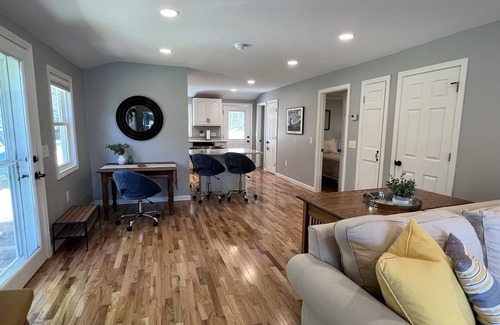 Woodstock House | Peaceful "Country Lake Oasis" with private beach directly on site!n
