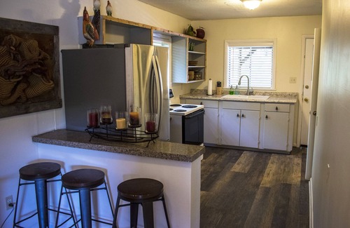 Lenoir City House | Peaceful Country Setting on a Working HorseFarm