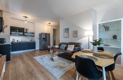 Vysehrad Apartment | Peaceful & Cozy Living in Vyšehrad with a Balcony