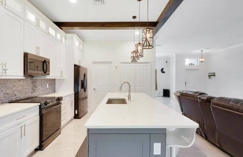 Port Saint Lucie House | Peaceful Cozy Modern 3 Bed Homenn