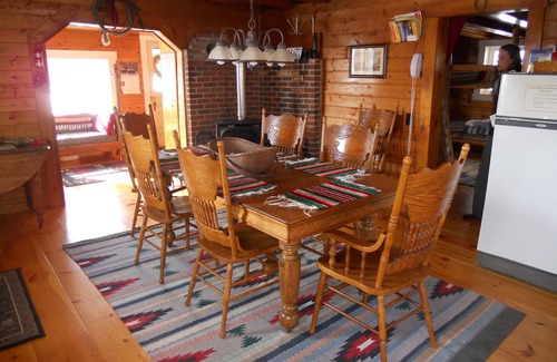Washington Cabin | Peaceful, cozy, off-grid cabin on a horse farm in the beautiful mountains of VT.