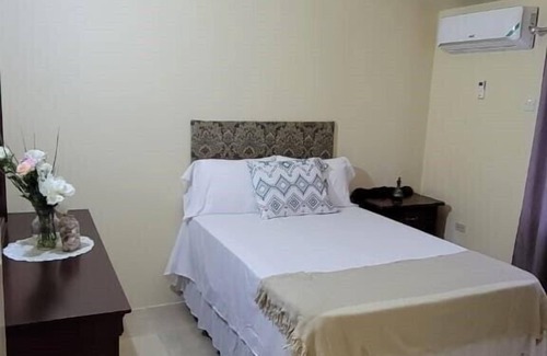 Montego Bay House | Peaceful Cozy Place