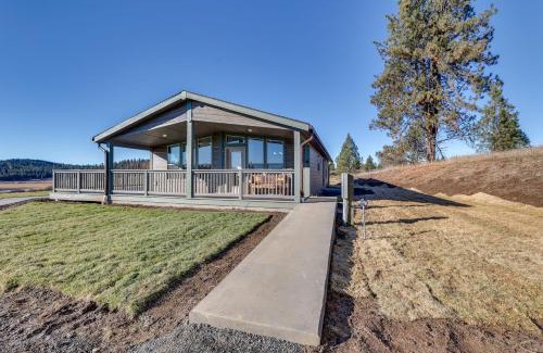 Harvard House | Peaceful Deary Vacation Rental with Deck and Views!