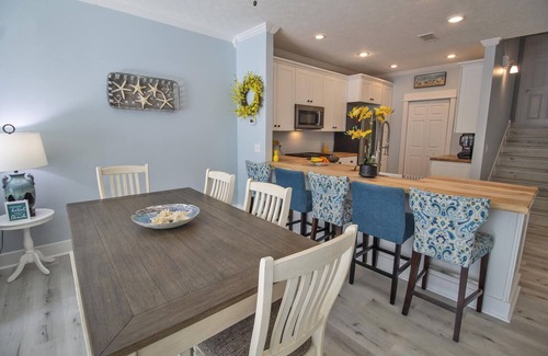 Mexico Beach House | PEACEFUL EASY FEEELING OFFERS GULF VIEWS & STEPS FROM BEACH! COMMUNITY POOL!