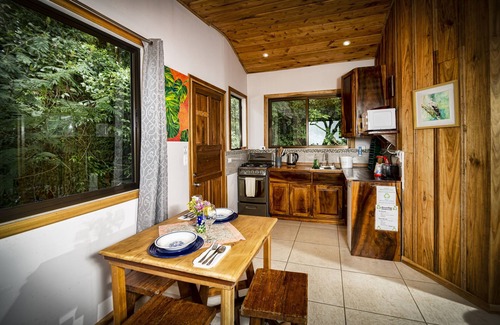 Monteverde House | Peaceful Eco-Suite in Monteverde with Wildlife Views & Private Entry