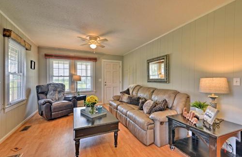 Elkin House | Peaceful Elkin Vacation Rental about 17 Mi to Mt Airy!