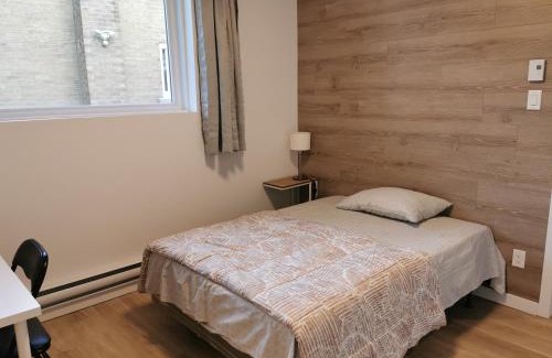 Parc Extension House | Peaceful Enlightened Stay