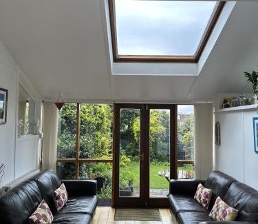 Horfield House | Peaceful Family Retreat Near Gloucester Road