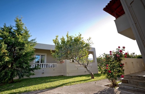 Paralia Porovitsis Apartment | Peaceful family stay in nature