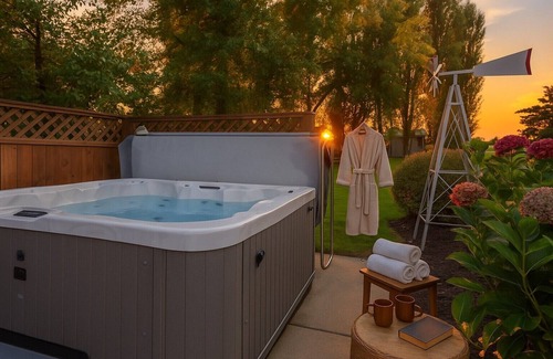 Lynden Cabin | Peaceful Farm Escape | Cozy + Hot Tub