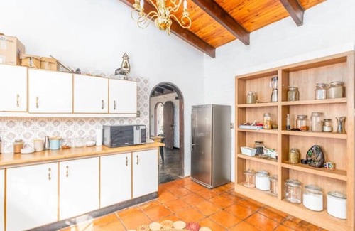 Pretoria Other | Peaceful FarmhousenHacienda courtyard, full kitchen, peaceful, nature's haven.nn