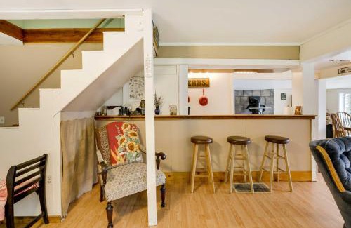 Winthrop House | Peaceful Fishermans Paradise with Deck and Fire Pit!