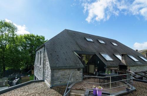 Walcourt House | Peaceful Fontenelle Farmhouse