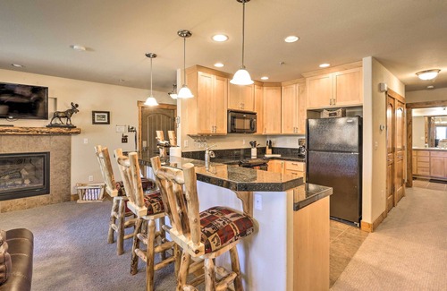 Fraser Condo | Peaceful Fraser Condo w/Patio - by Hiking Trails!